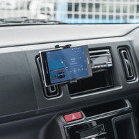 サンワダイレクト iPhone XS/XS Max/XR対応スマートフォン車載ホルダー 200-CAR048 1個（直送品）