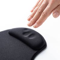 サンワサプライ 低反発リストレスト付きマウスパッド（抗菌） MPD-MU4BK 1個（直送品）