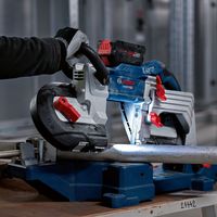 BOSCH バンドソーベース GCBBASE 1台（直送品）