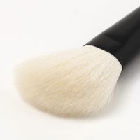 【LAKOLE/ラコレ】 チークブラシ グレー