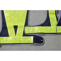 三ツ星貿易 サイズ調整型台形シート付き 高輝度安全ベスト MV70ーGWーT 1枚（直送品）