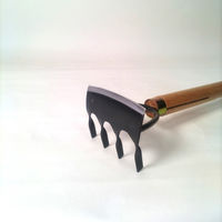 相田合同工場 草刈りレーキ つるホ― ミニ 木柄 AD-449 1本（直送品）