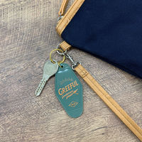 日本出版販売 GR モーテルキーホルダー CHA×BE GR647548 1セット(5個)（直送品）