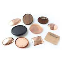 日本紐釦貿易 木製ブローチ 丸小 φ40mm 5個 ブラック A22-111-5 1袋5組（直送品）