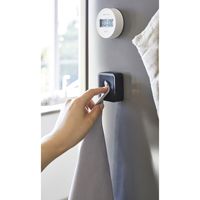 山崎実業 マグネットキッチンタオルホルダー タワー ブラック 774249 1個（直送品）