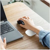 サンワサプライ ジェルリストレスト(ホワイト) TOK-GEL27W 1個（直送品）