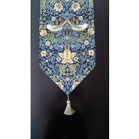 川島織物セルコン モリスデザインスタジオ テーブルランナー 2400×350mm ブルー HN1710 1枚（直送品）