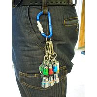 プロスタイルツール（PROSTYLE TOOL） アルミカラビナ O環付 ガンメタ×レッド 7Φ PAC-272 1個（直送品）