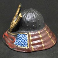 ヤマ亮横井製陶所 美濃焼 天下盃TENKAHAI 明智光秀 桔梗紋兜 赤 tenkahai-akechib 1個（直送品）