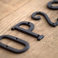 ポッシュリビング アイアンアルファベット 「W」 W5×D0.5×H8cm キャストアイアン 62395 1セット(3個)（直送品）