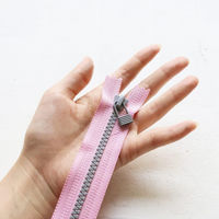 日本紐釦貿易 Y.K.K カラフルカクテルファスナー 30cm 1本入 col.1 CK5VS-30-1 1セット(10本)（直送品）