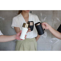 シービージャパン ビールジョッキ 500ml 喉越しを楽しむジョッキ 保冷 真空二重構造 ステンレス ブラック 459424 1個（直送品）