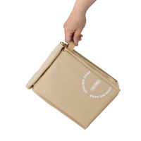 サーモス スポーツ保冷バッグ 3L ベージュ REYー0031 BE 1個
