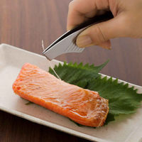 下村企販 骨取りトング ママクック 薬味トング 食洗機対応 日本製 440728 1個（直送品）