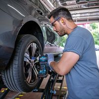 エスコ DC18.0V(1/2”DR) インパクトレンチ(充電式) EA813BN-2A 1台（直送品）