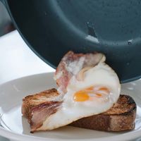 DEAN&DELUCA（ディーン&デルーカ） IH対応ディープパン（24cm） 4903779126161 1個