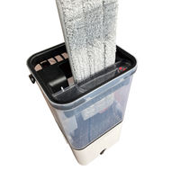 インダストリーコーワ クリーンマスター(CLEAN MASTER)きれいな水の出るバケツ付モップ2.0 36035 1台（直送品）