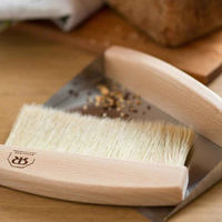 ギャラックス貿易 Redecker レデッカー ほうき ちりとり セット テーブルブラシセット 卓上用 ナチュラル 461731 1個（直送品）