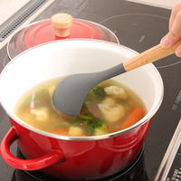 【均一価格】シリコンキッチンツール おたま 37770 1個 シリコーン レードル 木製 不二貿易