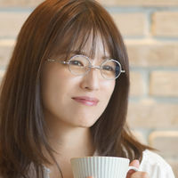 【老眼鏡 リーディンググラス】栞 SHIORI SI-13 col.1 跳ね上げ シルバー 度数 +2.50 / 1個（直送品）