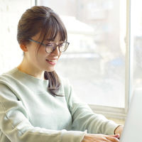 【老眼鏡 リーディンググラス】SCANDINAVIAN PATTERN SPC-006 col.1 グレー 度数 +2.00 / 1個（直送品）