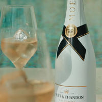 モエ・エ・シャンドン アイス アンペリアル  750ml　1本　ギフトカード　スタンダード封筒／熨斗（御中元）（直送品）