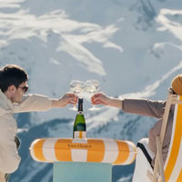 ヴーヴ クリコ リッチ オン アイス  750ml　2本　ギフトカード　スタンダード封筒／熨斗（御礼）（直送品）