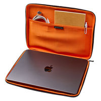 プリンストン UAG ラップトップ用スリーブケース UAG-SLVM-C-BK 1台（直送品）