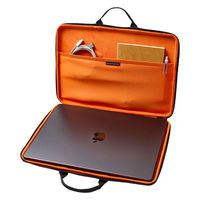 プリンストン UAG ラップトップ用スリーブケース ハンドル付き UAG-SLVWHM-C-BK 1台（直送品）