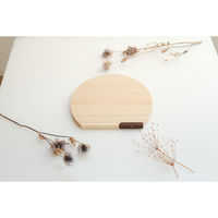 クラスアップ まな板 30cm かまぼこ型 ひのき スタンド付き 日本製 494303 1個（直送品）