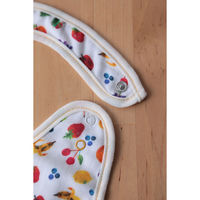 ウェーブ スタイ はらぺこあおむし よだれかけ フルーツ サファリ 482557 1個（直送品）