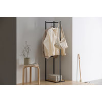 アイリスオーヤマ スリムハンガーラック 幅280×奥行377×高さ1431ｍｍ ナチュラル/ブラック 1台（直送品）