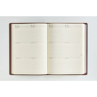 高橋書店 【2026年4月版】3年卓上日誌 A5 3年連用 茶 951 1冊（直送品）