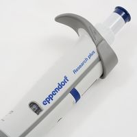 アズワン マイクロピペット リサーチプラスV 容量可変タイプ 100~1000μL JCSS校正証明書付 2-4632-26-24 1本（直送品）