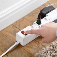 サンワダイレクト 電源タップ 700-TAP020 1個（直送品）