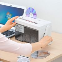サンワダイレクト 手動シュレッダー(CD/DVD・クレジットカード対応・家庭用・マイクロカット・2枚細断) 400-PSD010 1台（直送品）