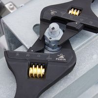 フジ矢 先薄モンキー(黒金・グリップ付) FLT-38-BG 1丁