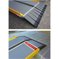 シコク 車いす用スロープ　段ない・ス　FK2600　634ー190　260cm 1台　【歩行補助】介援隊カタログ W2149（直送品）