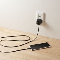 エレコム スマートフォン・タブレット用AC充電器/2.0A出力/Type-Cケーブル一体型/1.5m/ブラックフェイス MPA-ACCX02BF 1個