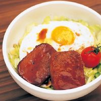 沖縄県物産公社 わしたスパイシーポーク(国産豚・鶏使用) 1セット(5個)