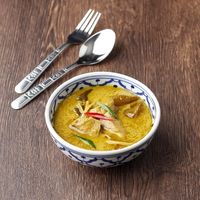 タイの台所 タイで食べたタイグリーンカレー 1人前・200g 1個 アライドコーポレーション レトルト