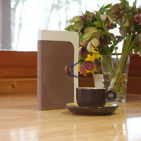 プラス カードホルダー totoco ハンディ不透明 FL-084HHO 78-437 ウォルナットブラウン　（直送品）