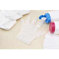 【使いきりポリエチレン手袋】ショーワグローブ ポリエチレン手袋No.826 粉なし 内エンボス L 半透明 1箱(100枚入)