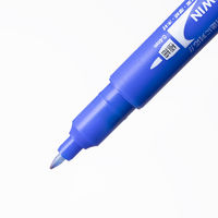 トンボ鉛筆【MONO】油性ツインマーカー 極細モノツインE 青 1本