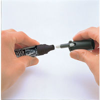 シヤチハタ 乾きまペン 油性マーカー 中字・丸芯 K-177N 赤 1本