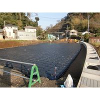 【土のう袋】 萩原工業 国産UVブラック土のう 約48X62cm 8枚組 耐候性約5年 1セット(200枚：8枚組×25）