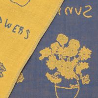 （世界の名作）ガーゼハンドタオル ひまわり LAKOLE/ラコレ