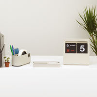 カール事務器 パネルカレンダー ホワイト PC-380-W 1個