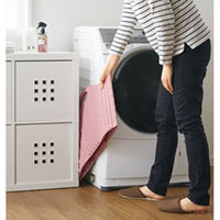 清水産業株式会社 折りたためるランドリーバスケット ラタン調 ピンク・グレー 2個組 120425 1セット(2個入)（直送品）