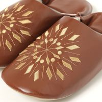 スリッパ レディース 刺繍フラットルームシューズ 22.5～24.5cm ブラウン studio CLIP